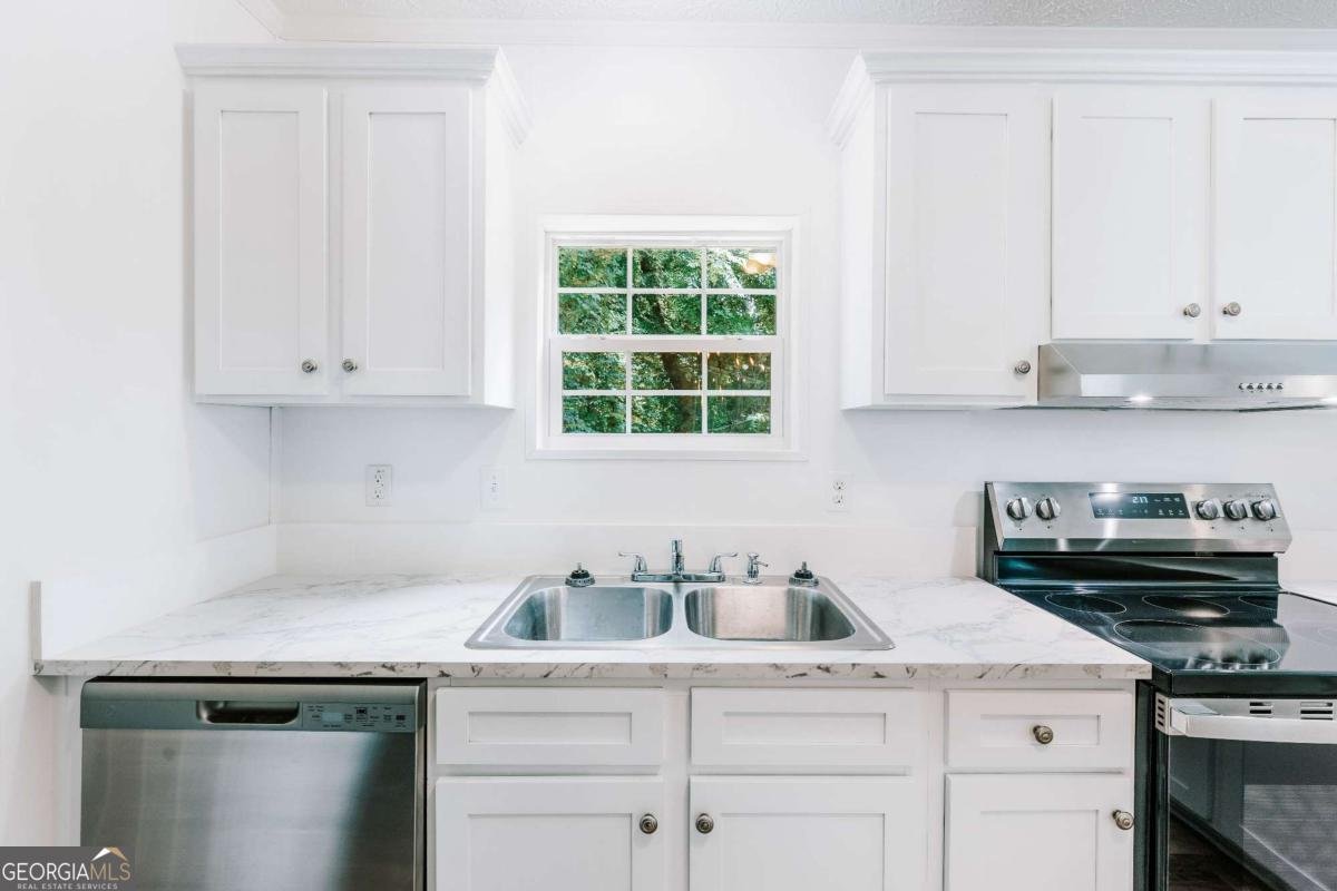 1760 Cedar Grove Road Buckhead - Photo 11