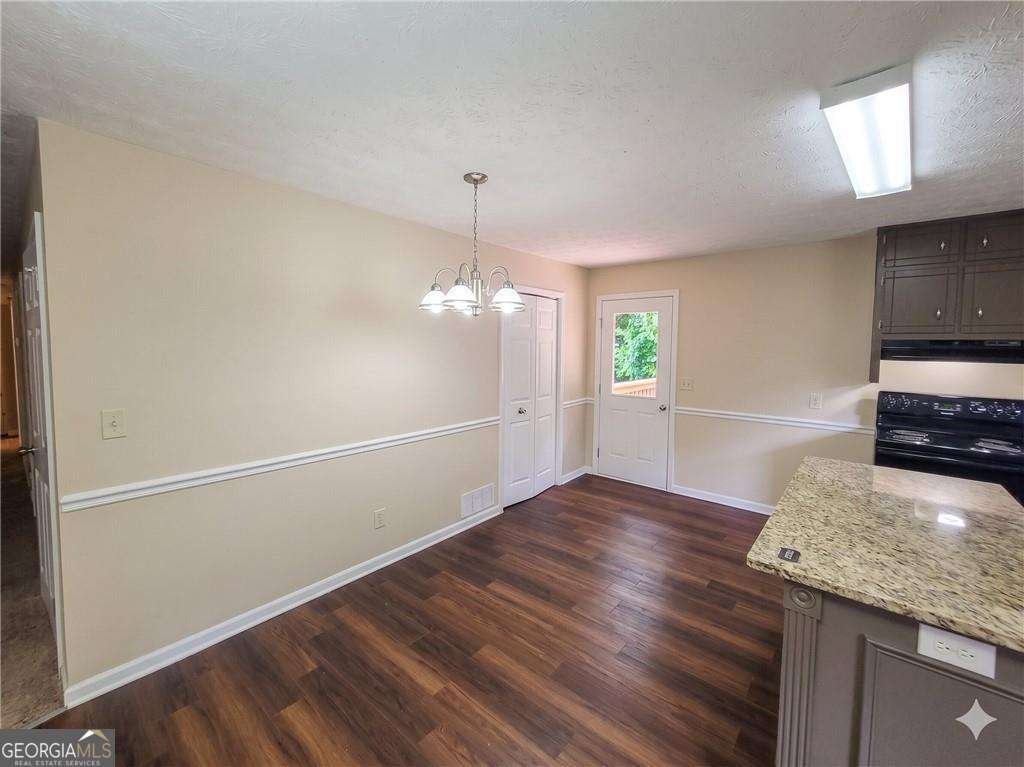 1597 Holly Brook Road Snellville - Photo 8