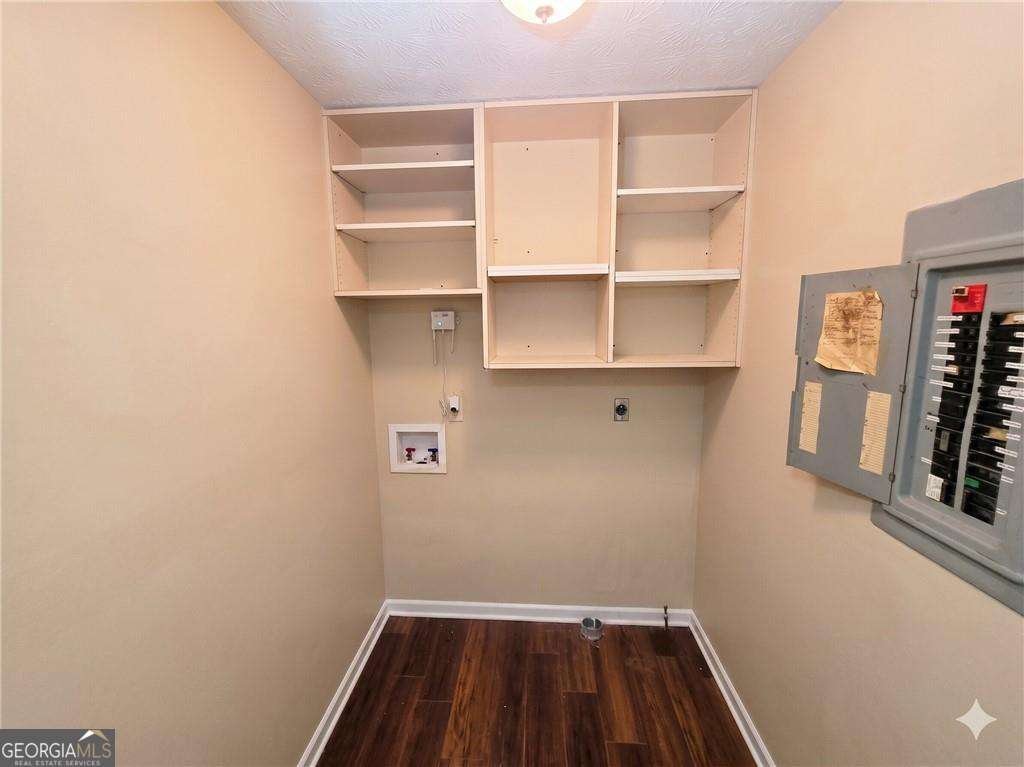 1597 Holly Brook Road Snellville - Photo 9