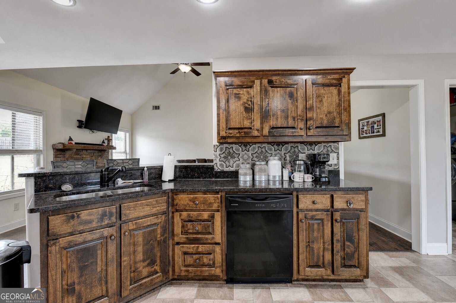 82 Lake Point Court Jefferson - Photo 13