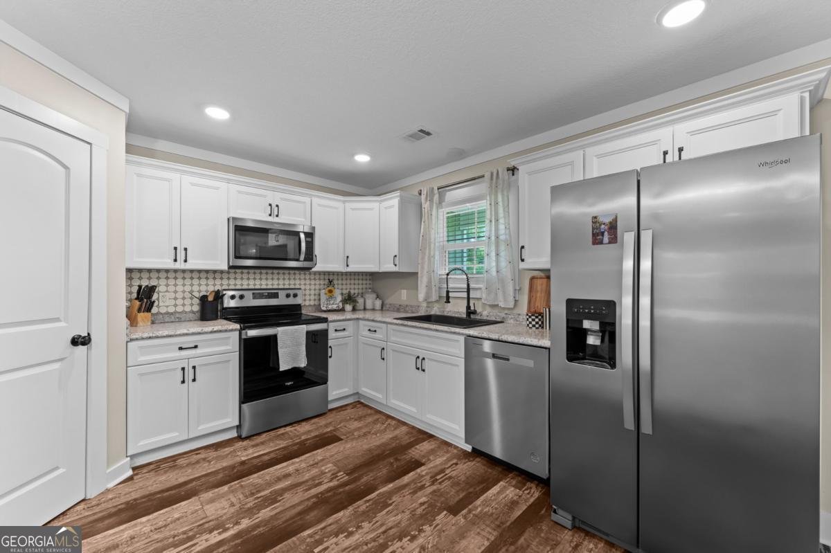 334 Pine Street Metter - Photo 16