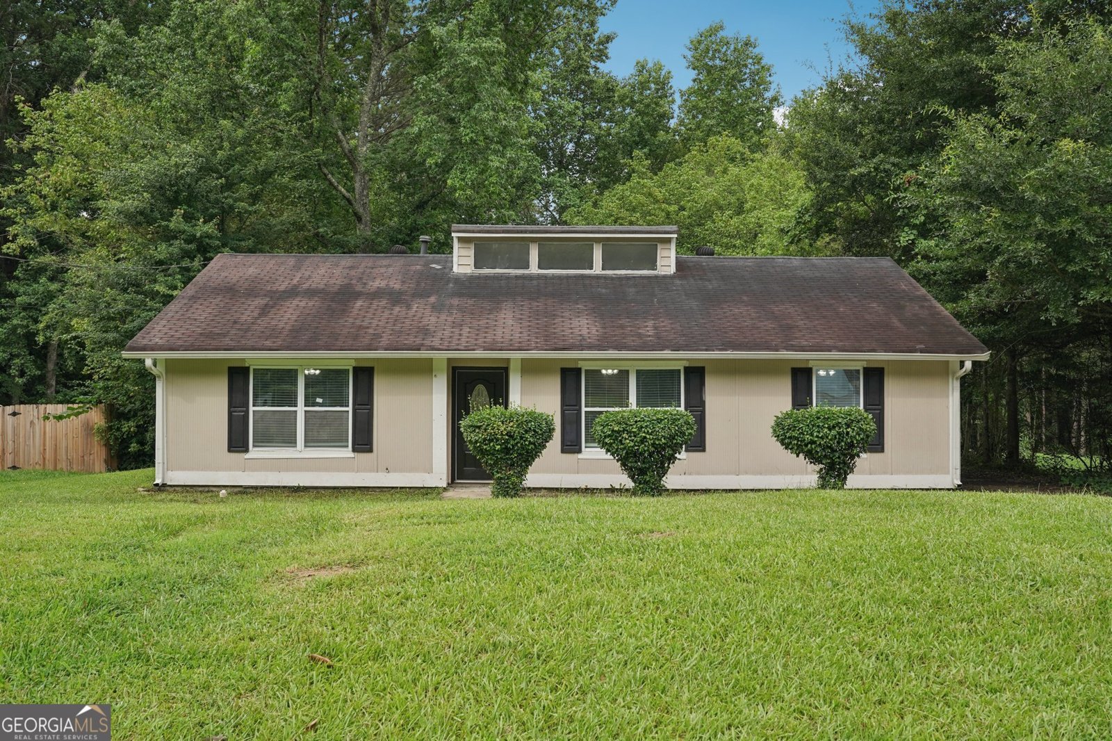 7335 Connell Road Fairburn - main photo