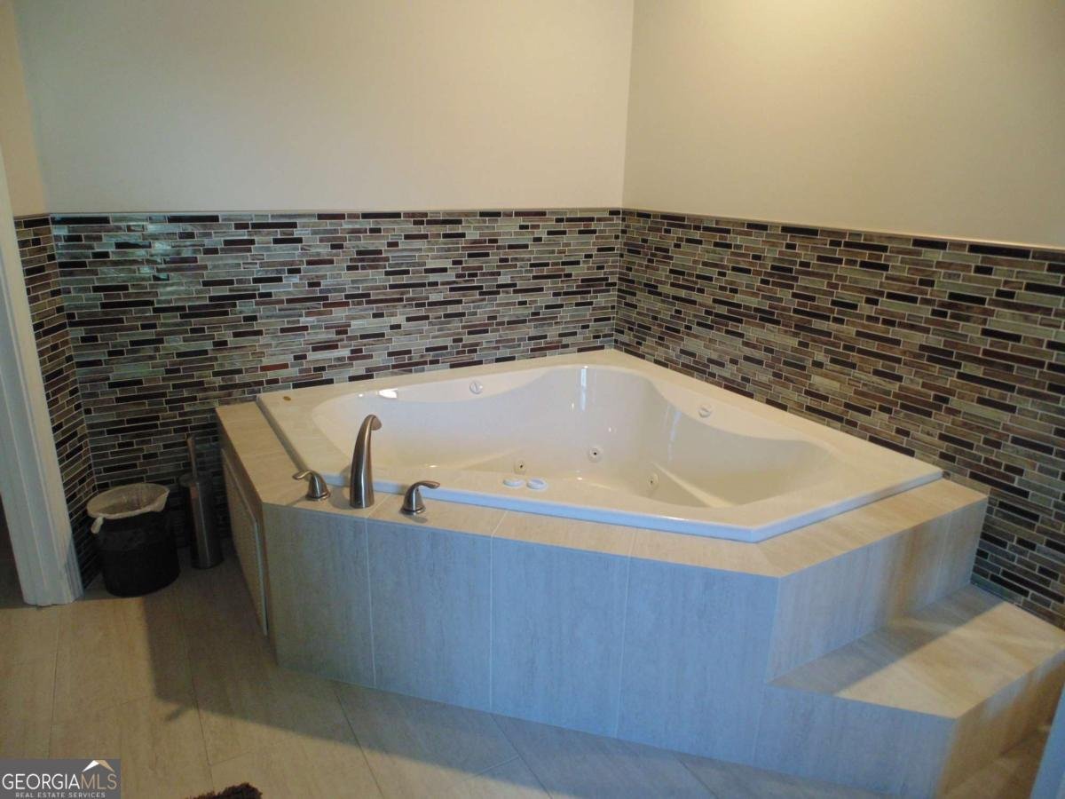 3895 Deauville Way Cumming - Photo 38