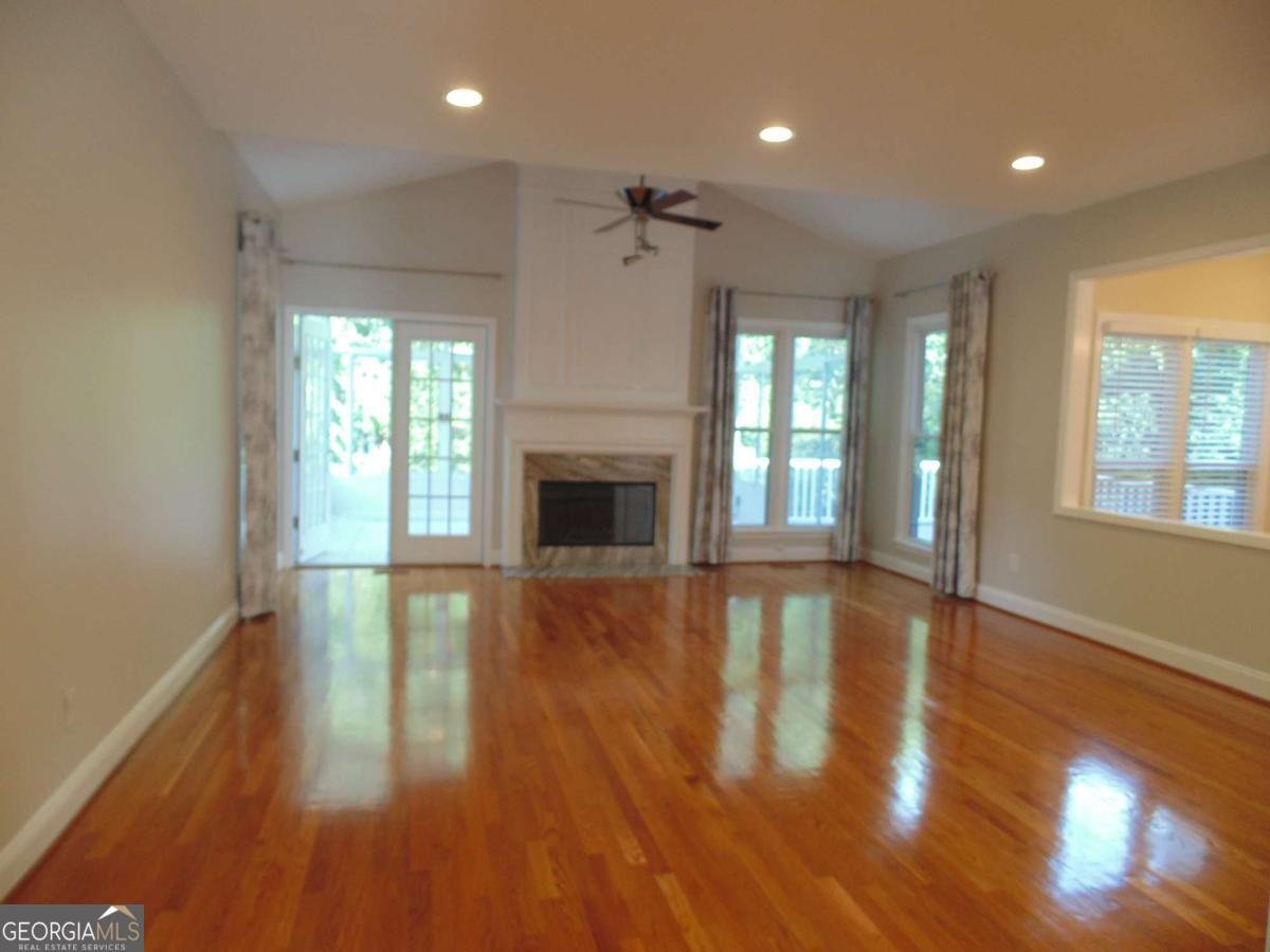 3895 Deauville Way Cumming - Photo 6
