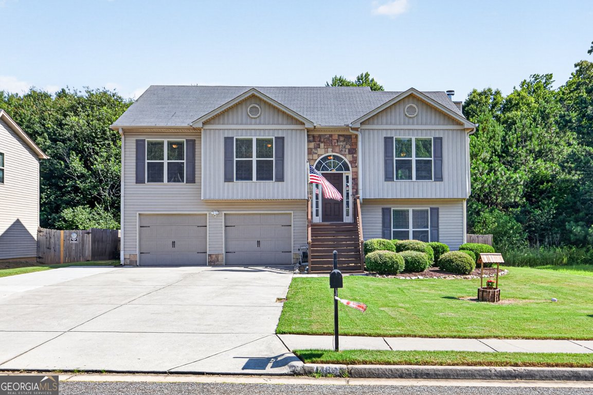 1484 Dillard Heights Drive Bethlehem - main photo
