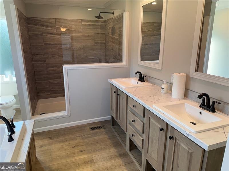 654 Robertson Loop Road Clarkesville - Photo 14