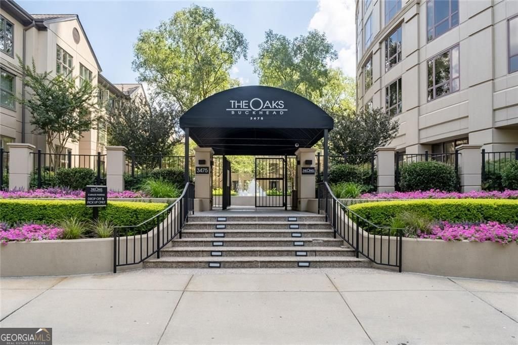 3475 Oak Valley Road Atlanta - main photo