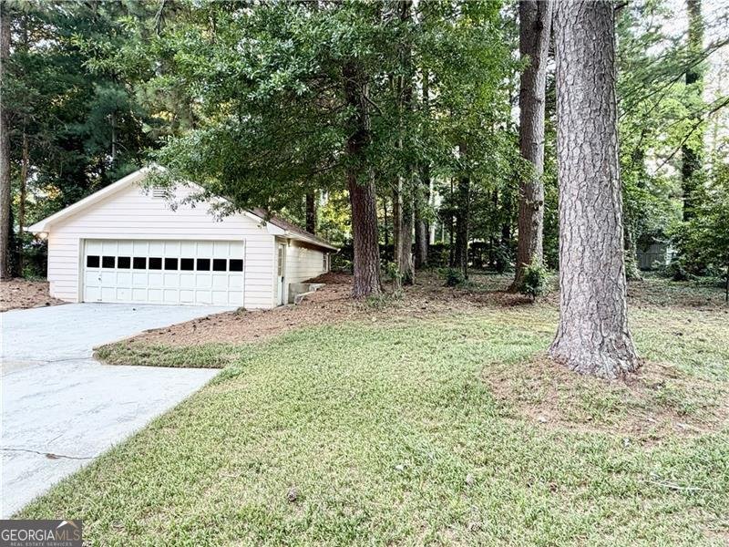 645 Dorsey Circle Lilburn - Photo 6