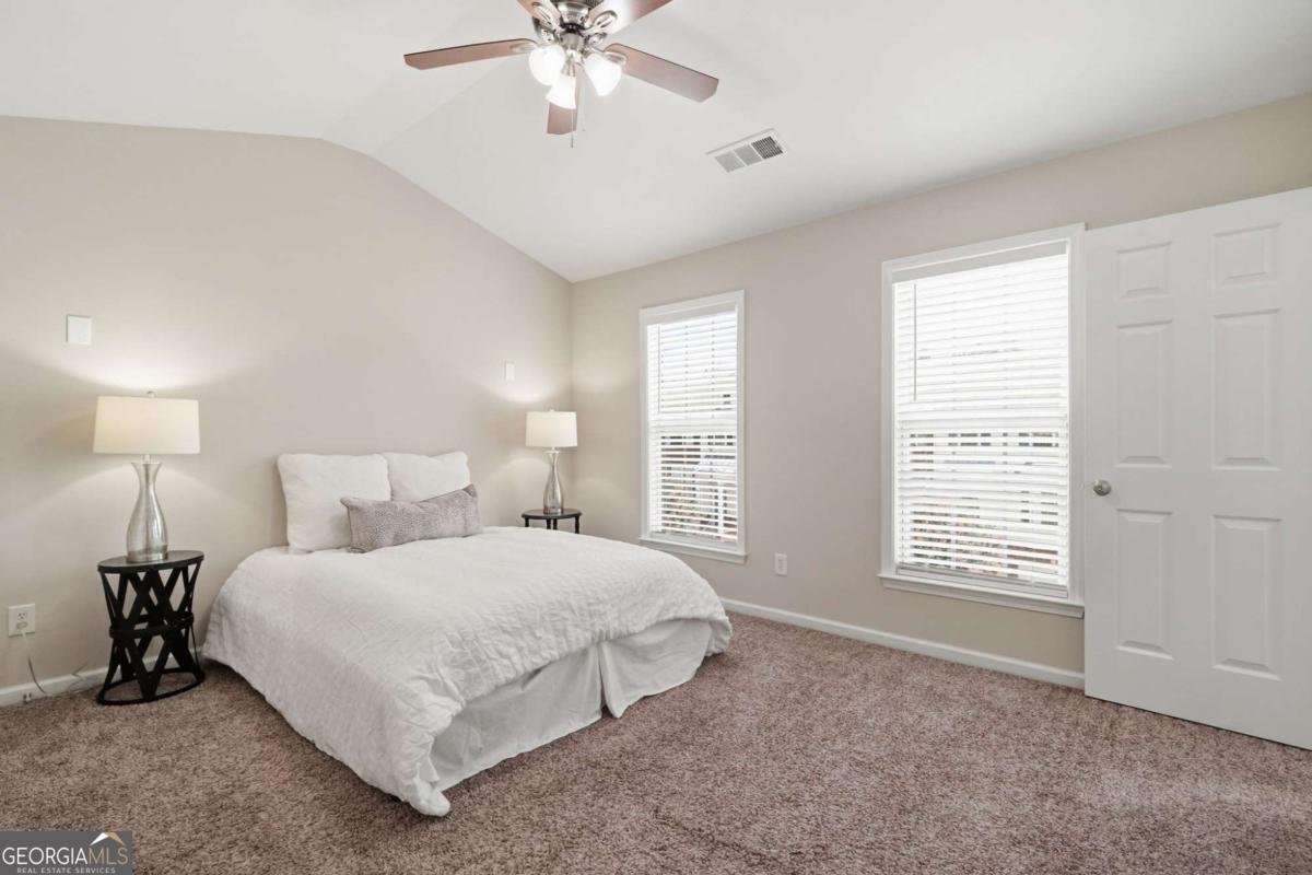 1317 Thornborough Drive Alpharetta - Photo 10