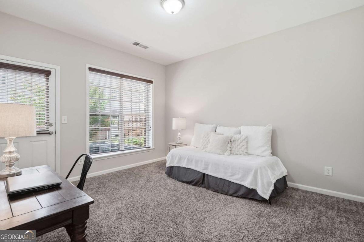 1317 Thornborough Drive Alpharetta - Photo 17