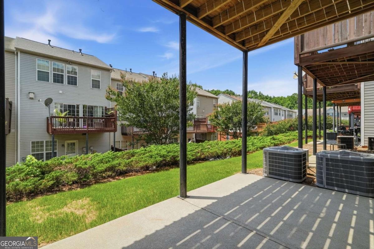 1317 Thornborough Drive Alpharetta - Photo 24