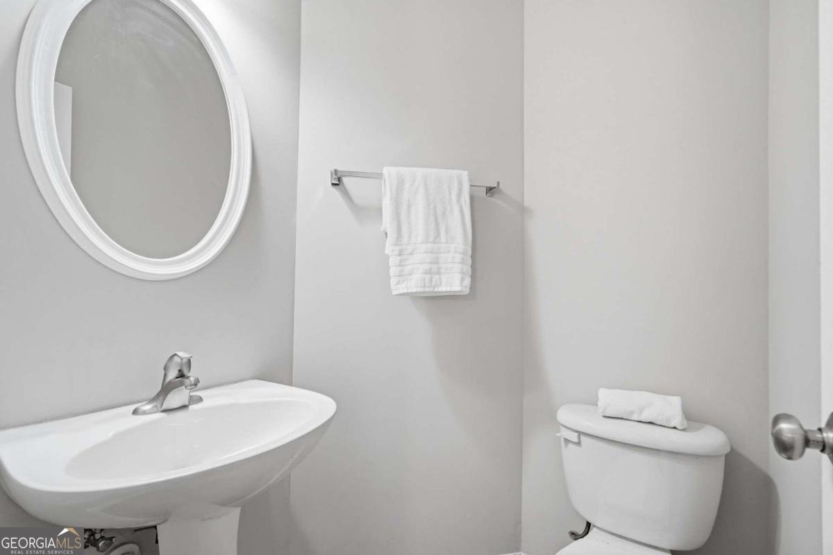 1317 Thornborough Drive Alpharetta - Photo 28