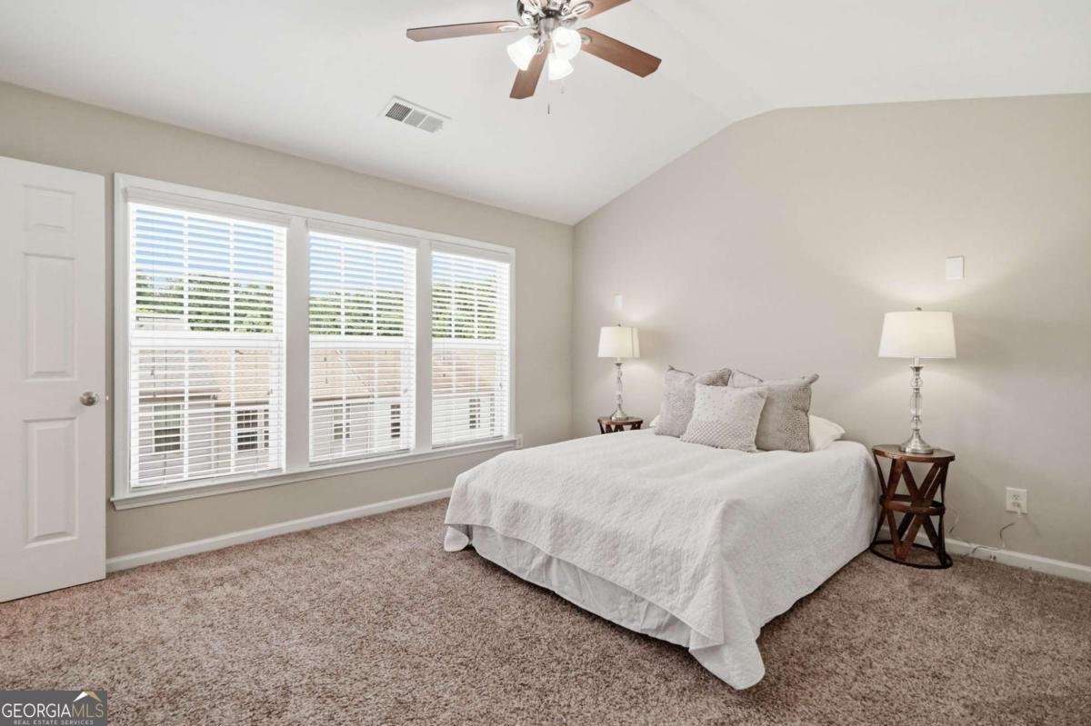 1317 Thornborough Drive Alpharetta - Photo 7