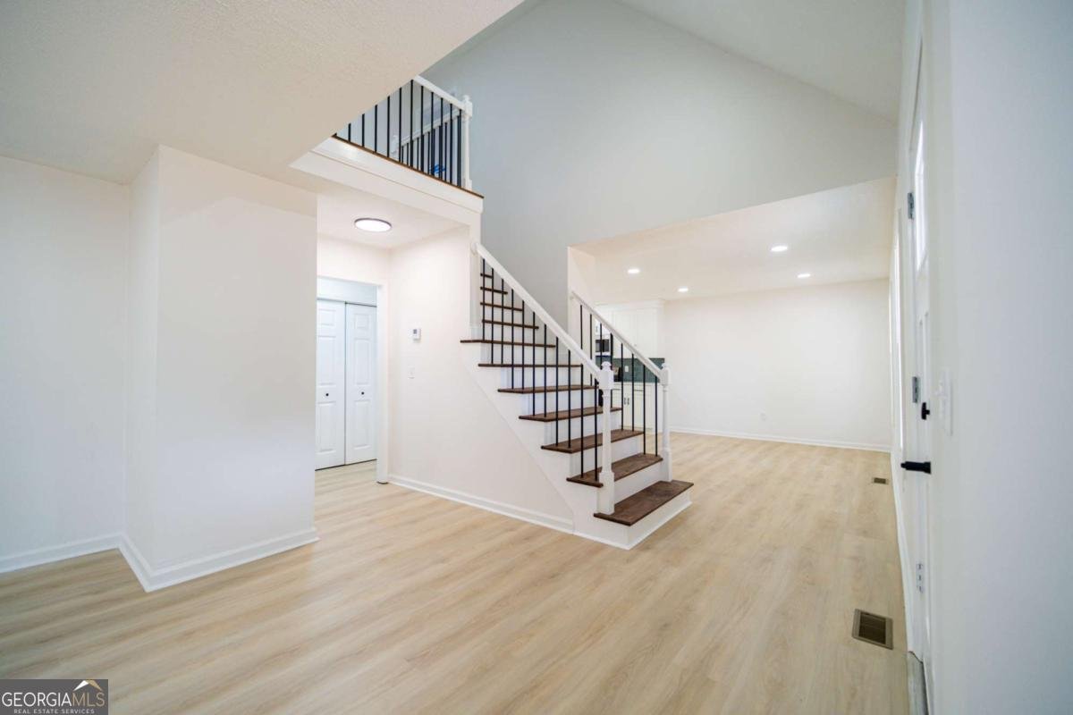 8953 Western Pines Drive Douglasville - Photo 7