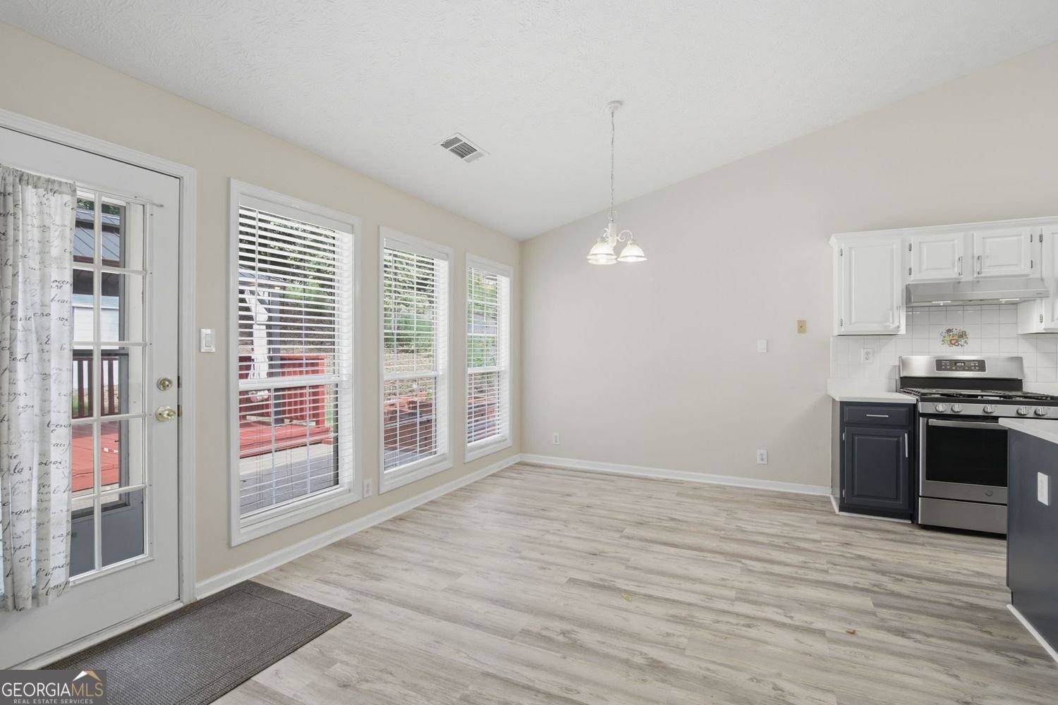 145 Starfire Lane Johns Creek - Photo 9