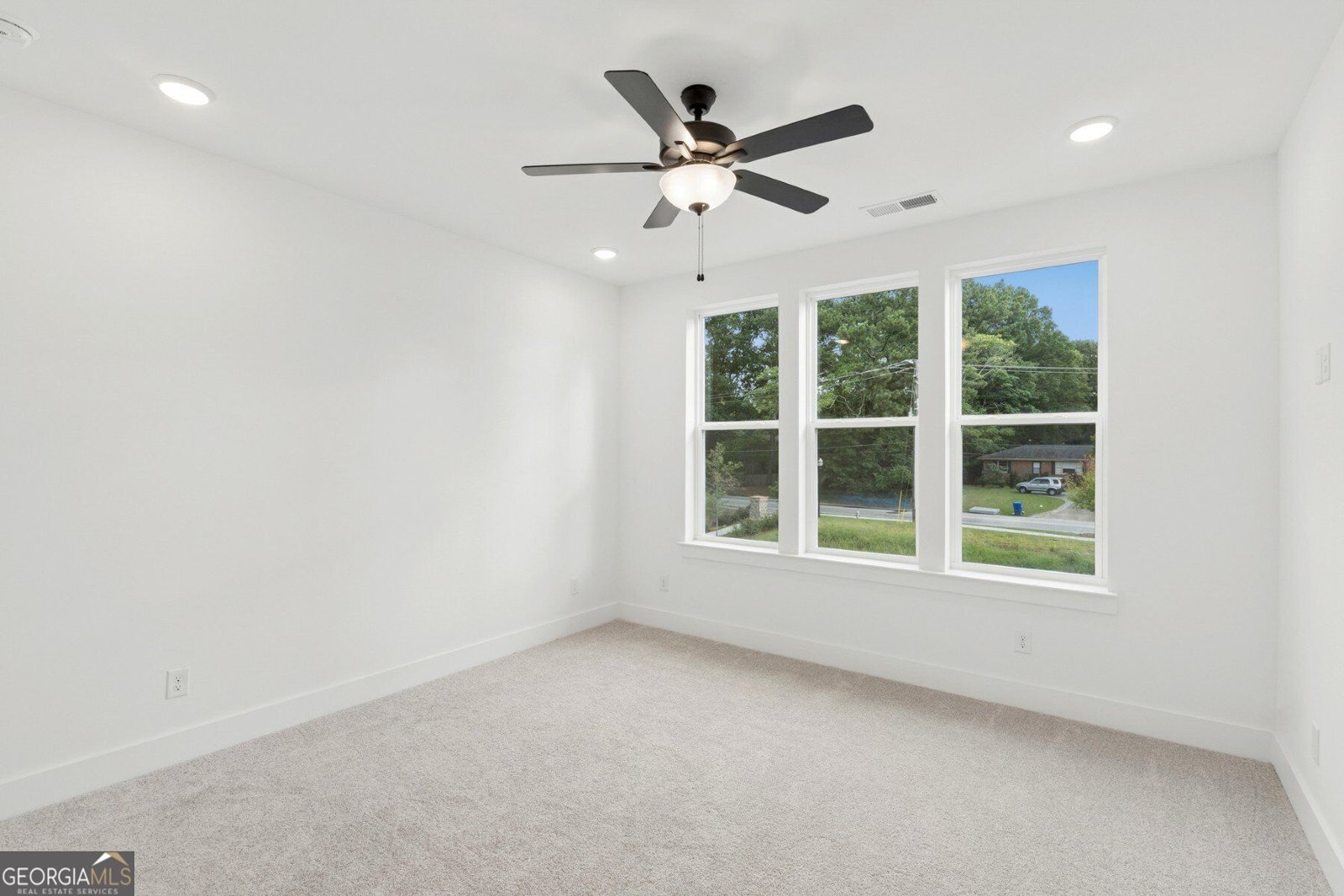 650 Memphis Drive Scottdale - Photo 12