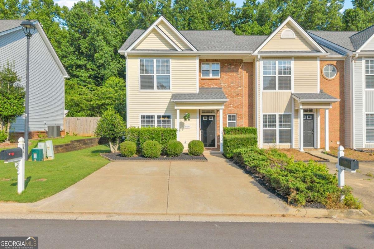 207 Pearl Chambers Drive Dawsonville - main photo