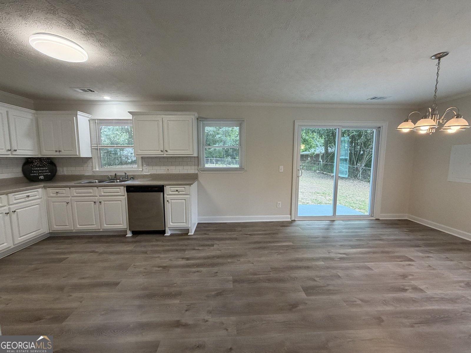135 Martha Street Winder - Photo 14
