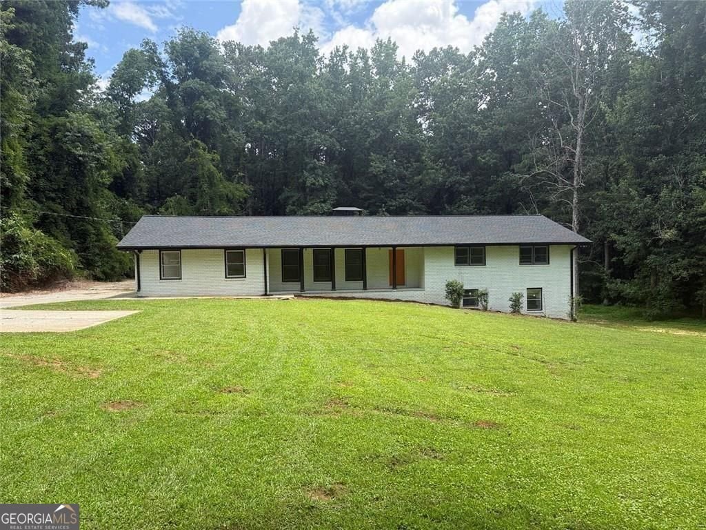 4330 Stonewall Tell Road Atlanta - main photo