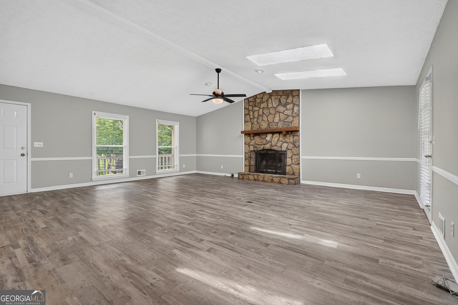 917 Andover Court Woodstock - Photo 12