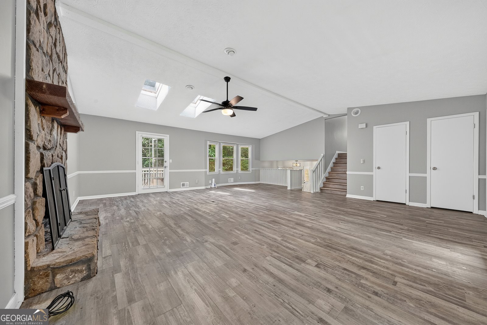 917 Andover Court Woodstock - Photo 9