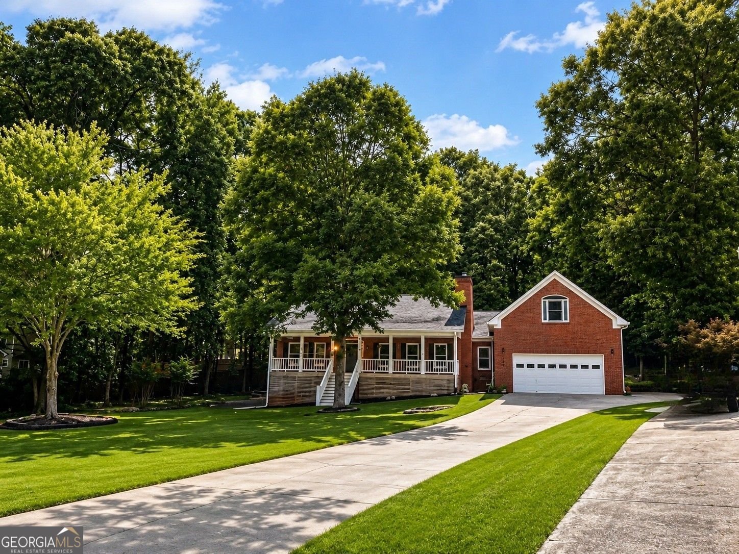 1305 Fontainebleau Court Lawrenceville - main photo