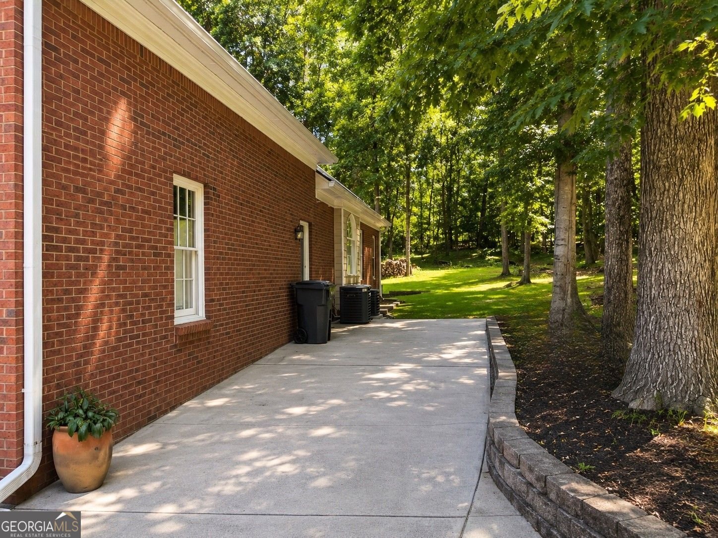 1305 Fontainebleau Court Lawrenceville - Photo 9