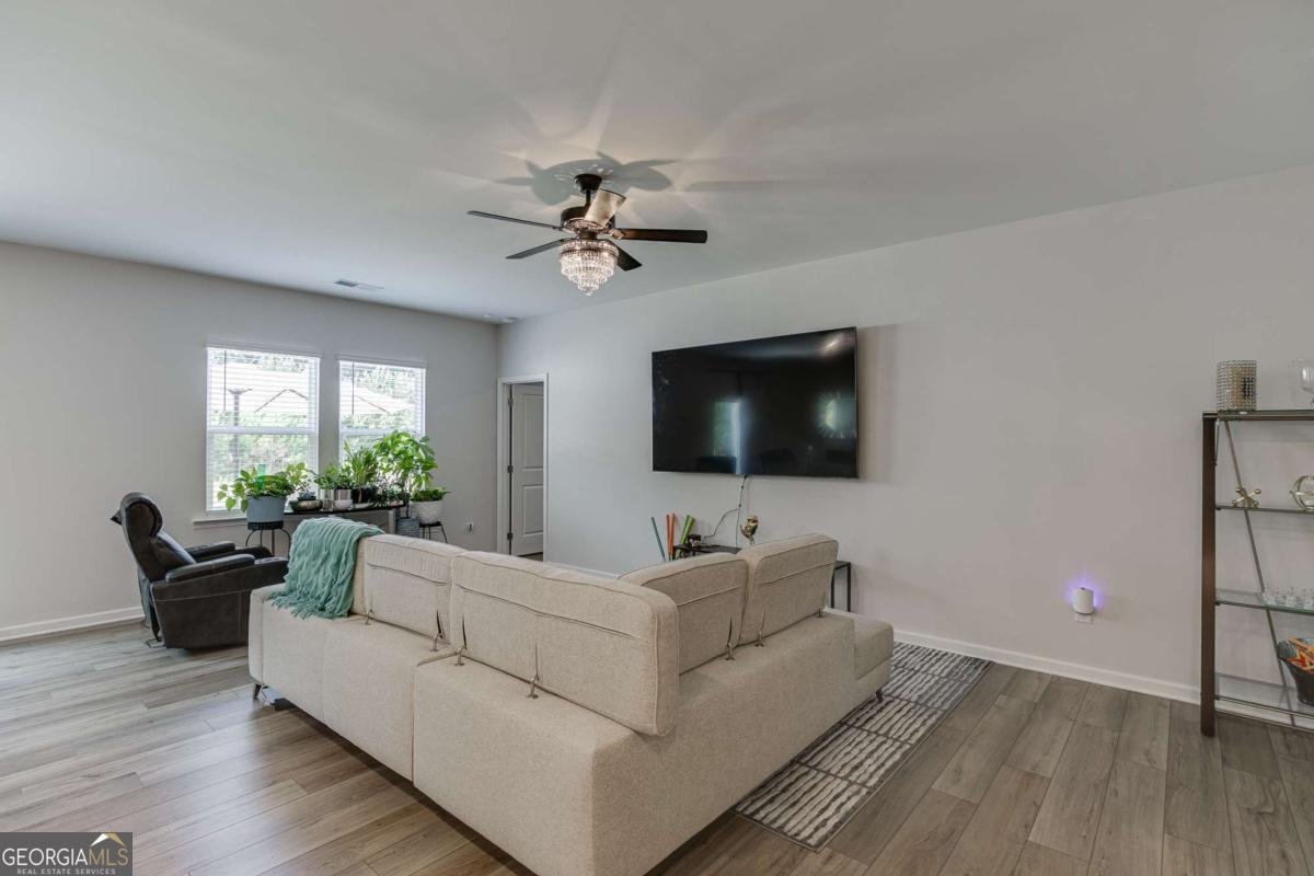 4045 Berry Farm Court Loganville - Photo 10