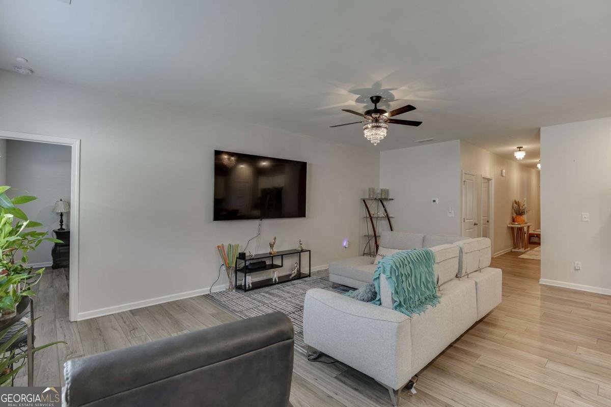 4045 Berry Farm Court Loganville - Photo 9