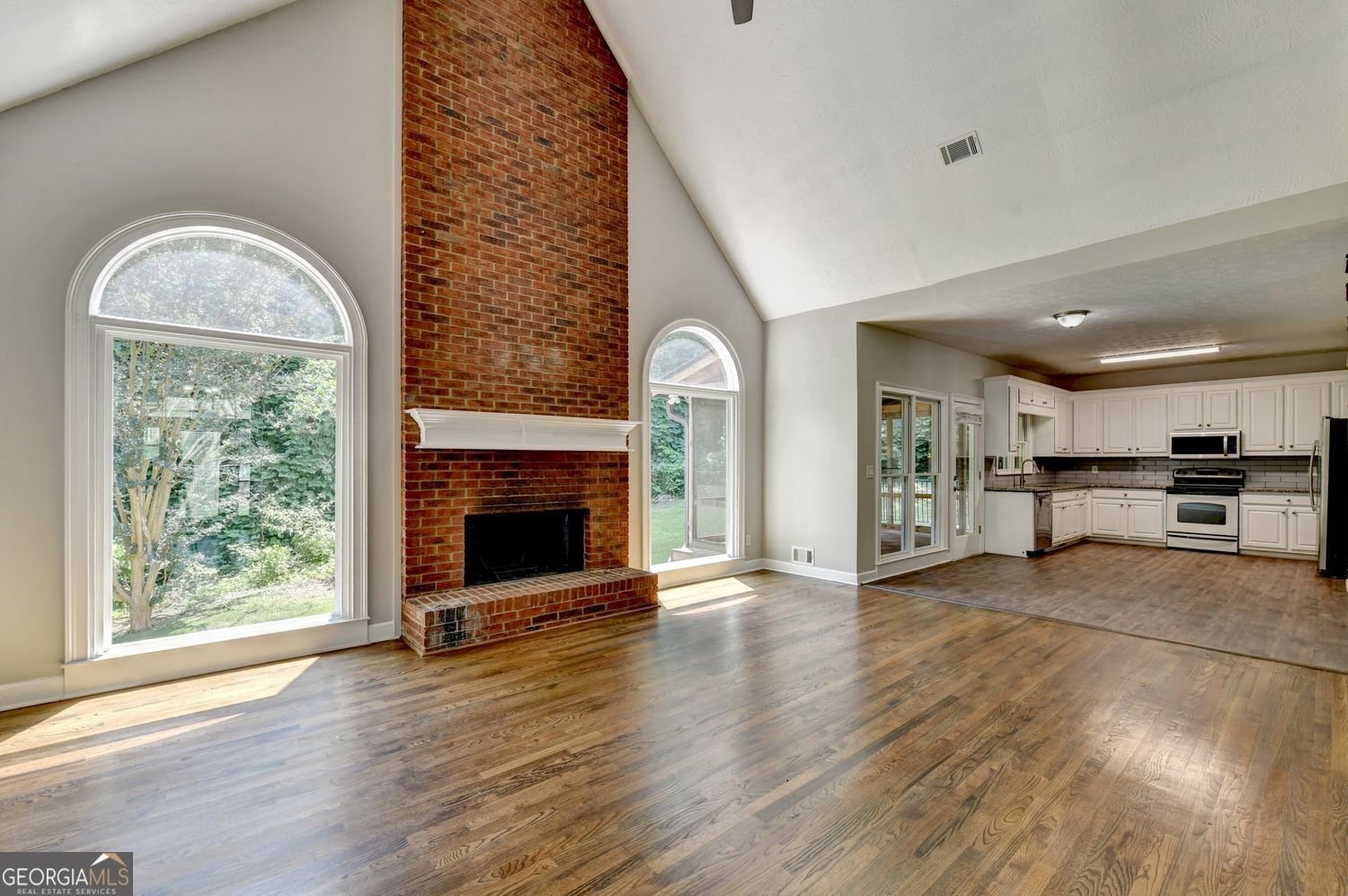 5730 Elm Tree Drive Buford - Photo 16