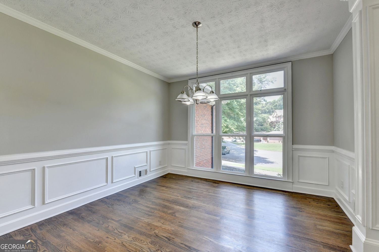 5730 Elm Tree Drive Buford - Photo 9
