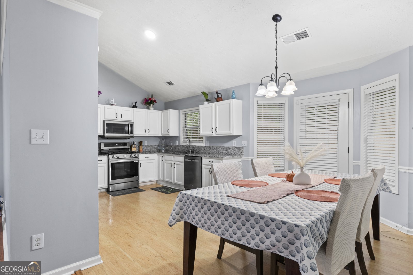 1055 Grace Drive Lawrenceville - Photo 8