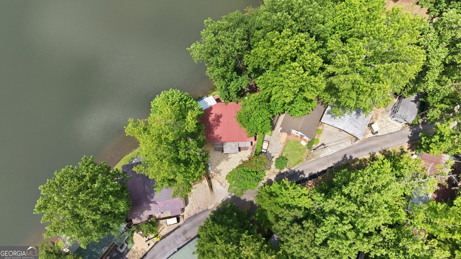 1049 Mountain Shadows Drive Cleveland - Photo 36