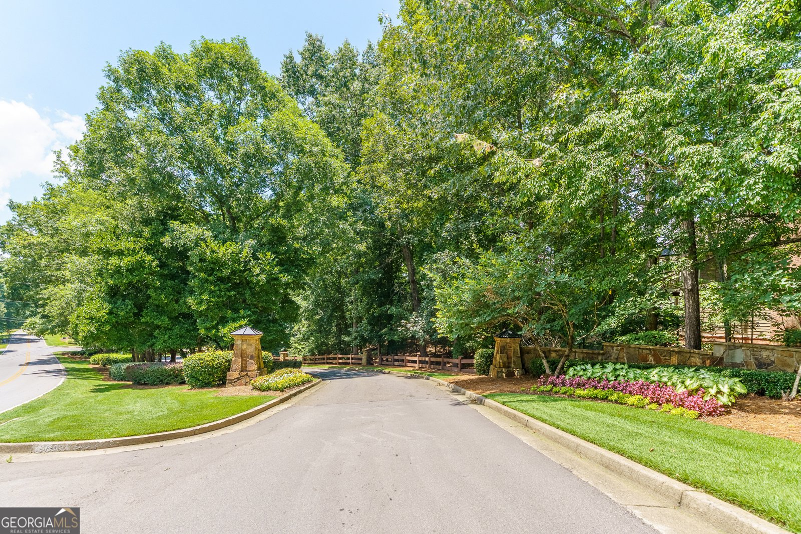 6011 Lost Maple Lane Buford - Photo 48