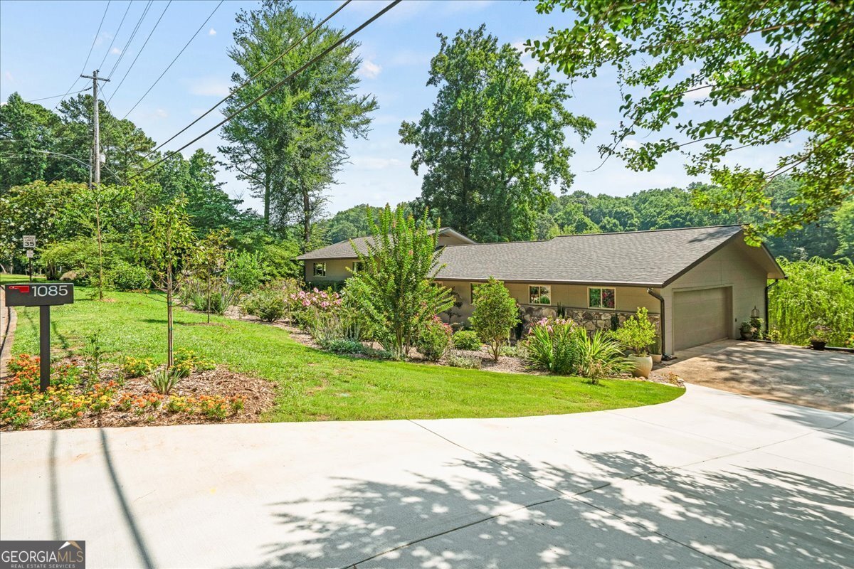 1085 Lake Charles Drive Roswell - Photo 8