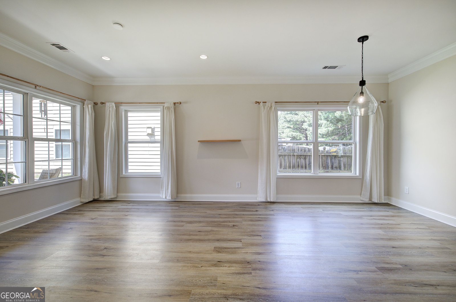 385 Parkmont Way Dallas - Photo 8