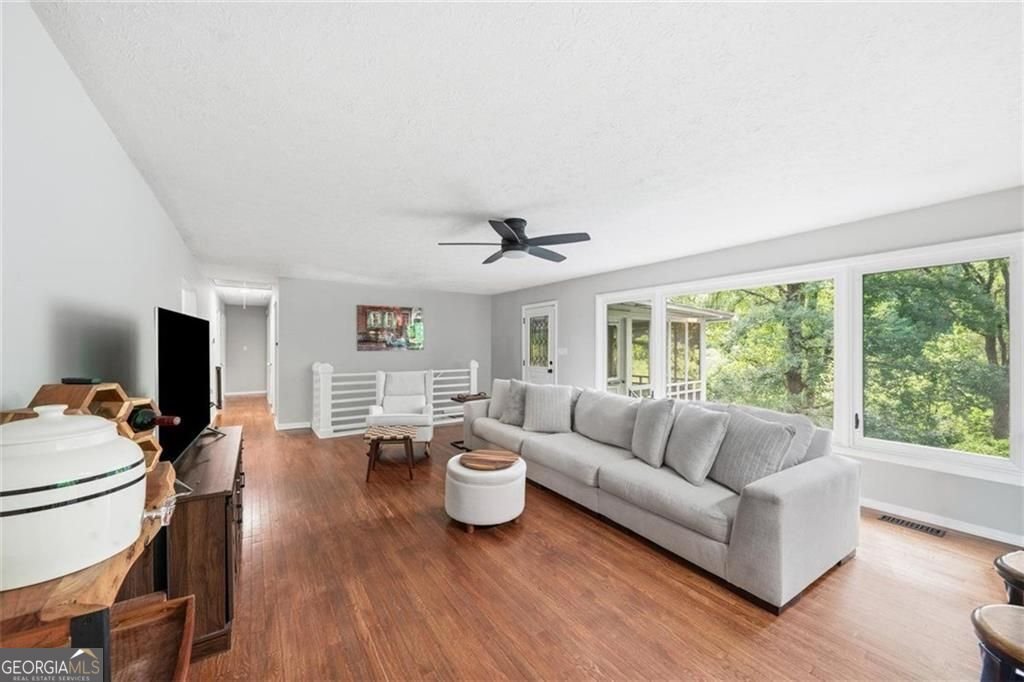 2071 Luxuria Court Tucker - Photo 12