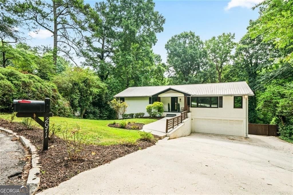 2071 Luxuria Court Tucker - Photo 8