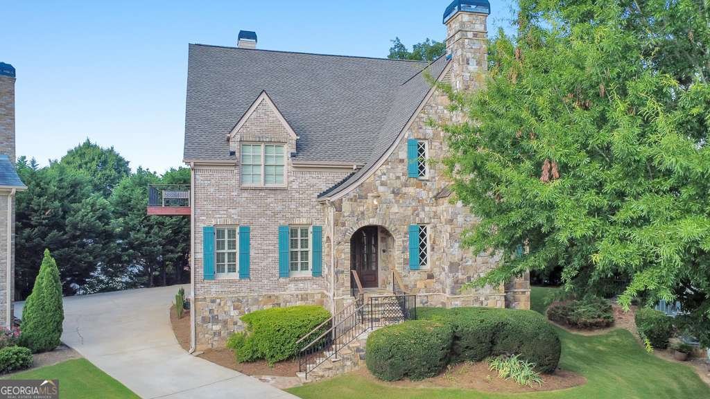 2252 Parkwood Place Court Smyrna - main photo