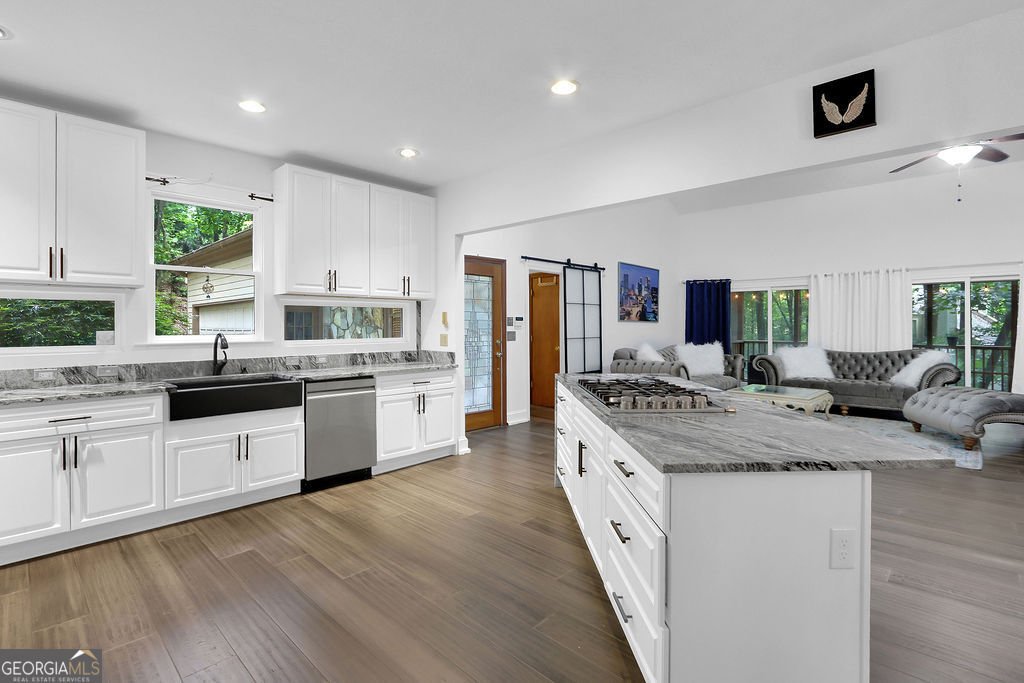 8760 Mount Drive Alpharetta - Photo 11
