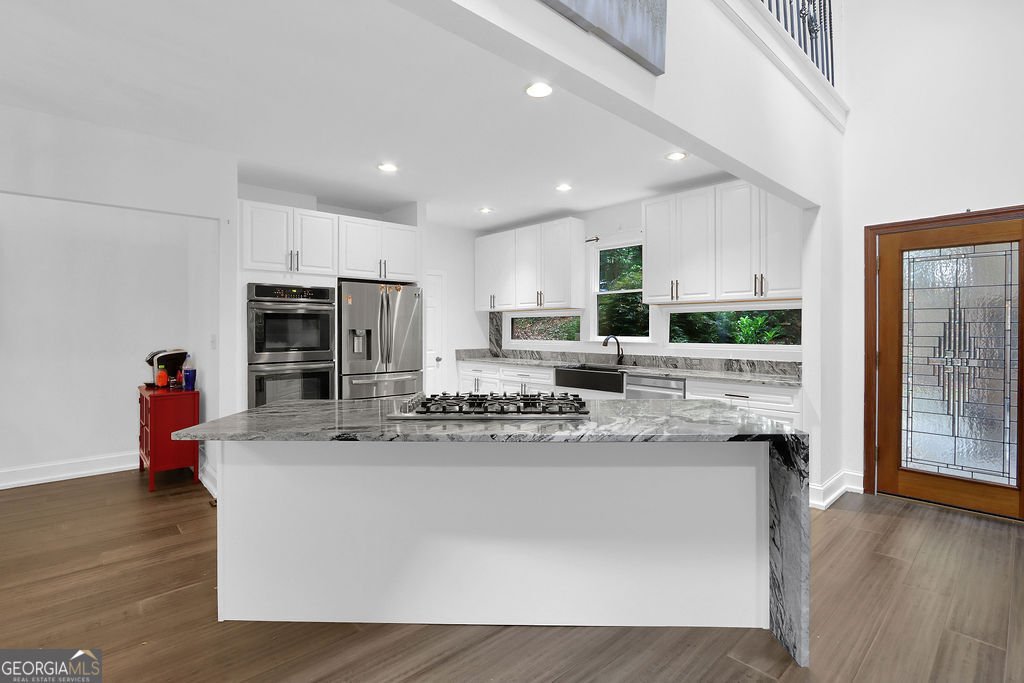 8760 Mount Drive Alpharetta - Photo 9