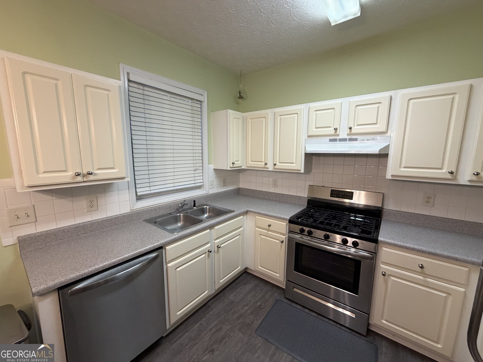 2601 Avery Park Circle Atlanta - Photo 10