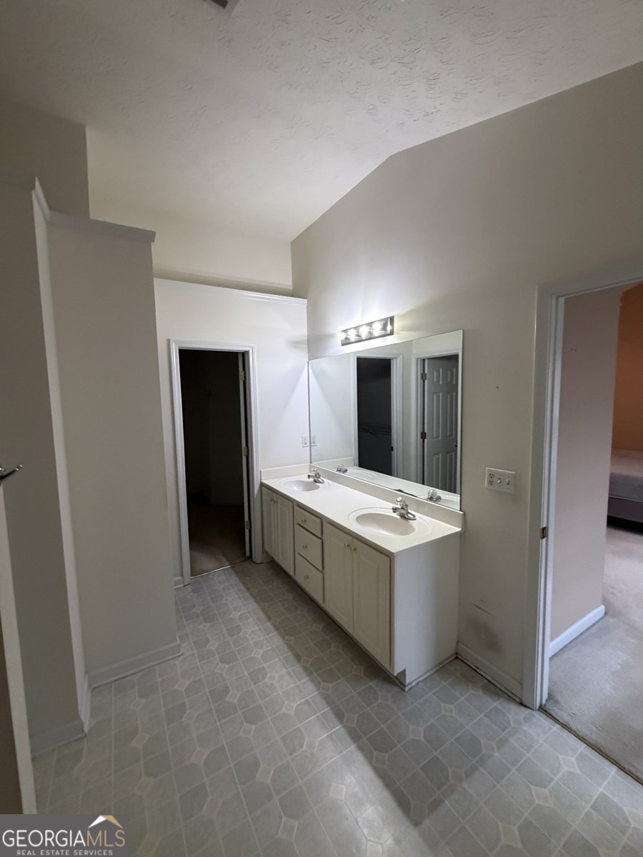 2601 Avery Park Circle Atlanta - Photo 18