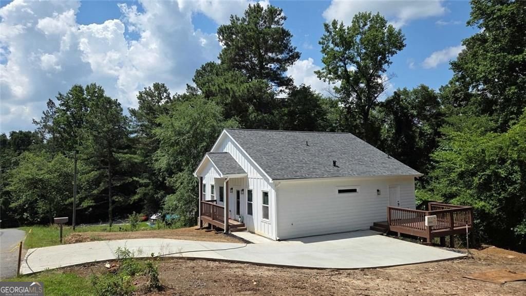 41 Walnut Trail Cartersville - main photo