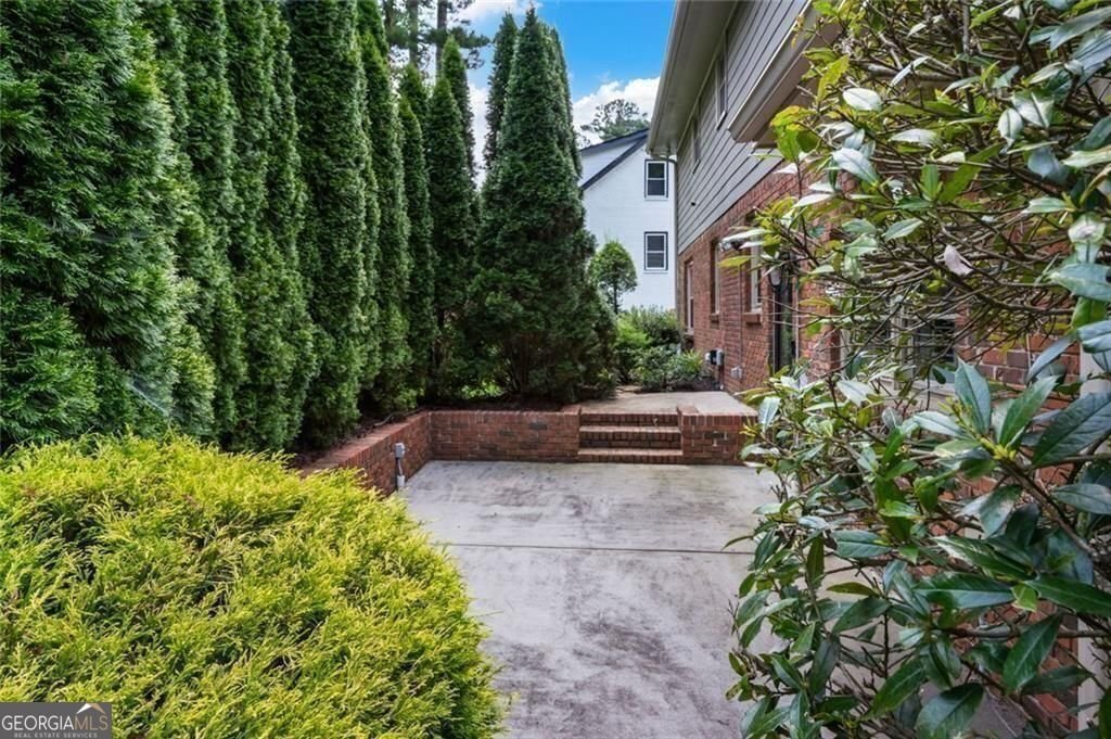 647 Shannon Green Circle Mableton - Photo 13