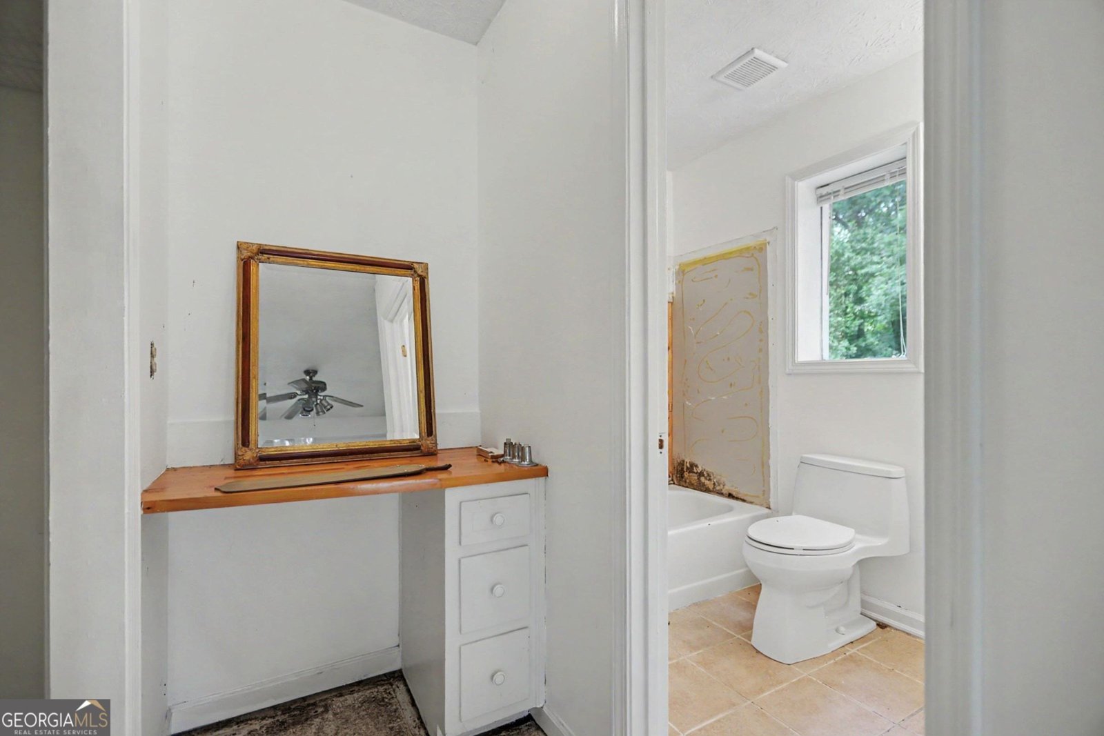 1236 De Leon Court Clarkston - Photo 11