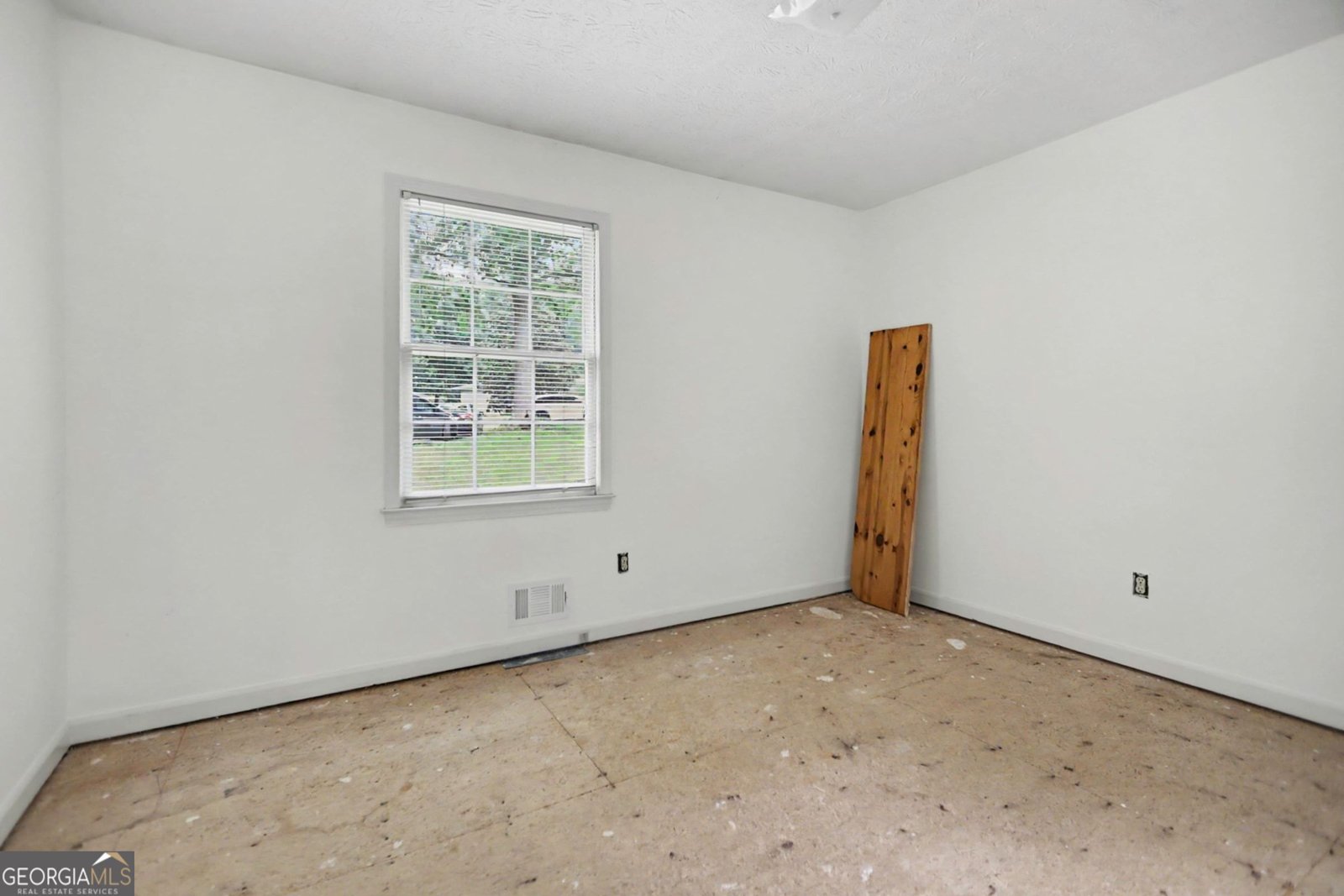 1236 De Leon Court Clarkston - Photo 15