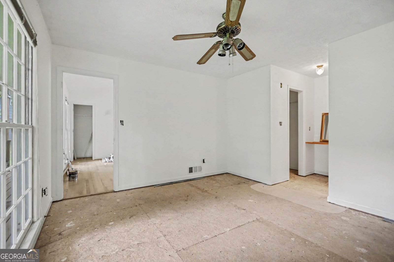 1236 De Leon Court Clarkston - Photo 9