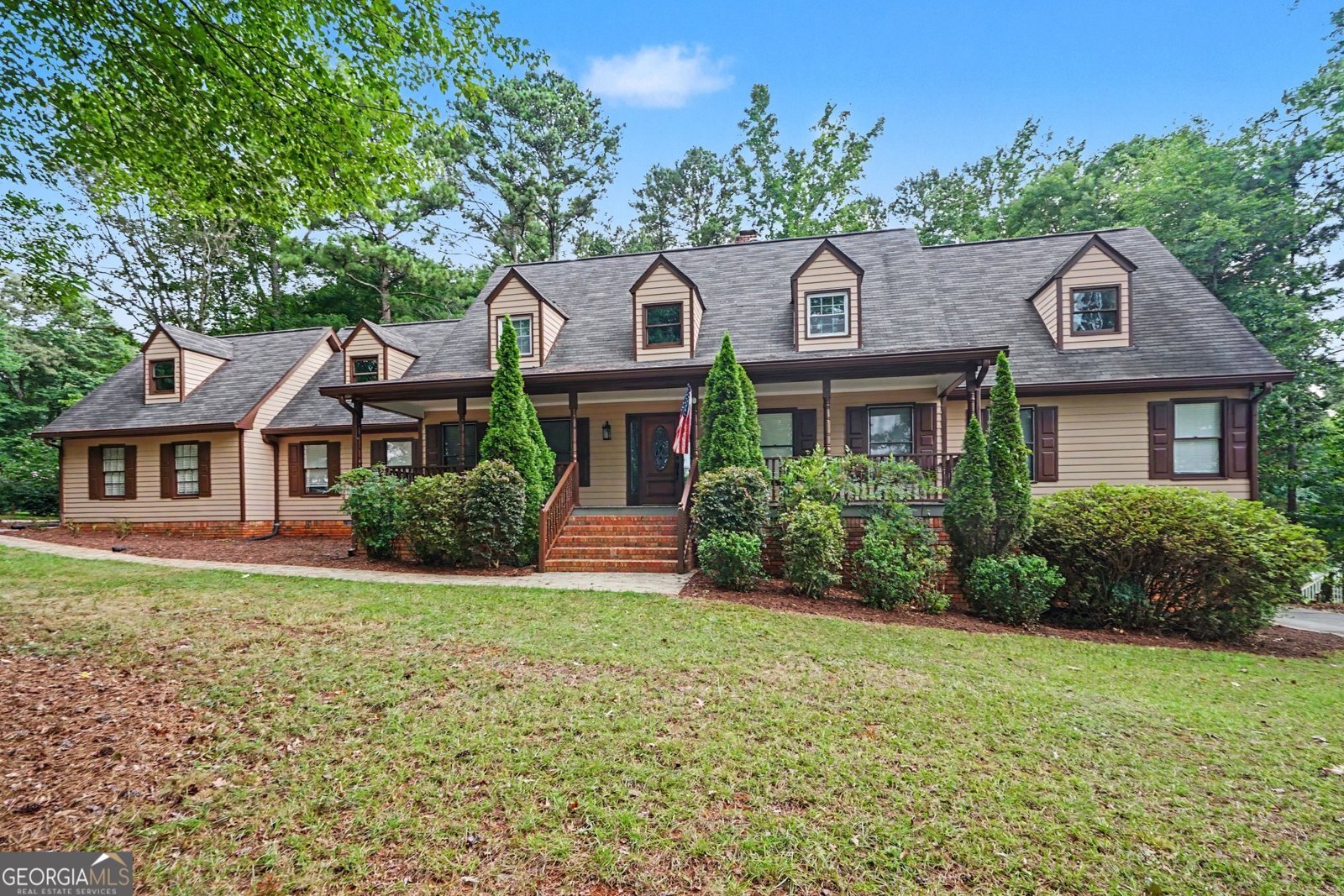 3597 Smithtown Road Suwanee - main photo