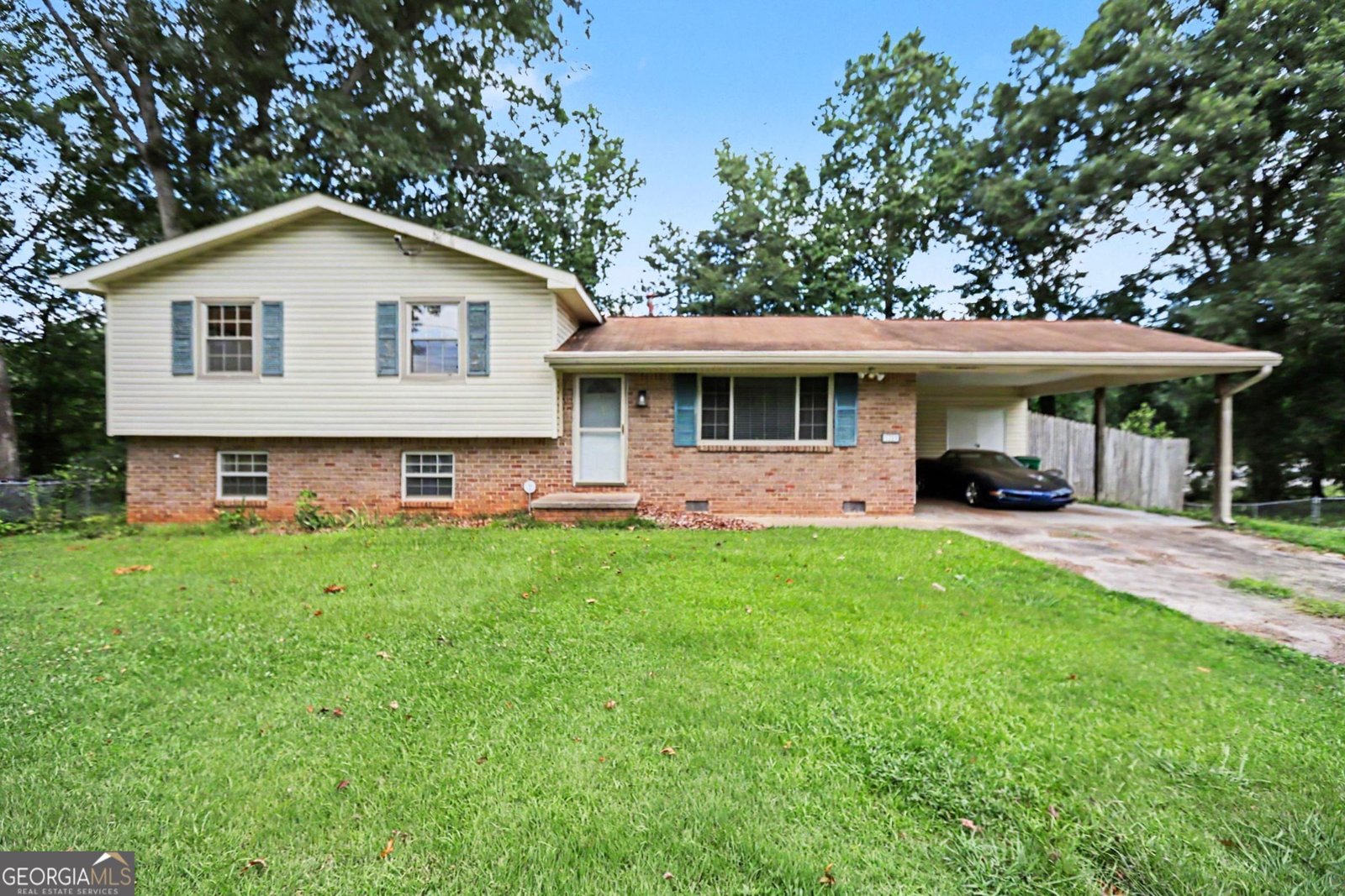 1229 De Leon Court Clarkston - main photo